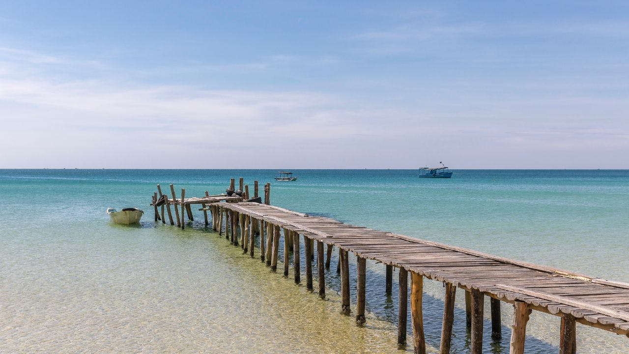 M'Pai Bay, Koh Rong Samloem